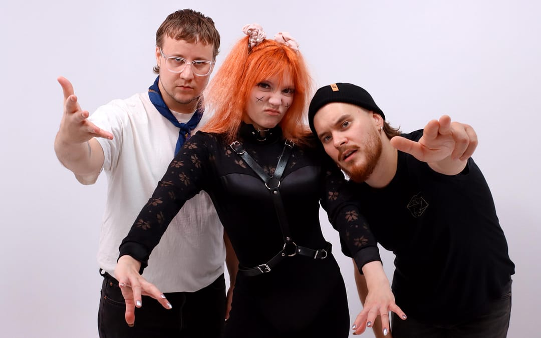 Single “Dead End” out now!